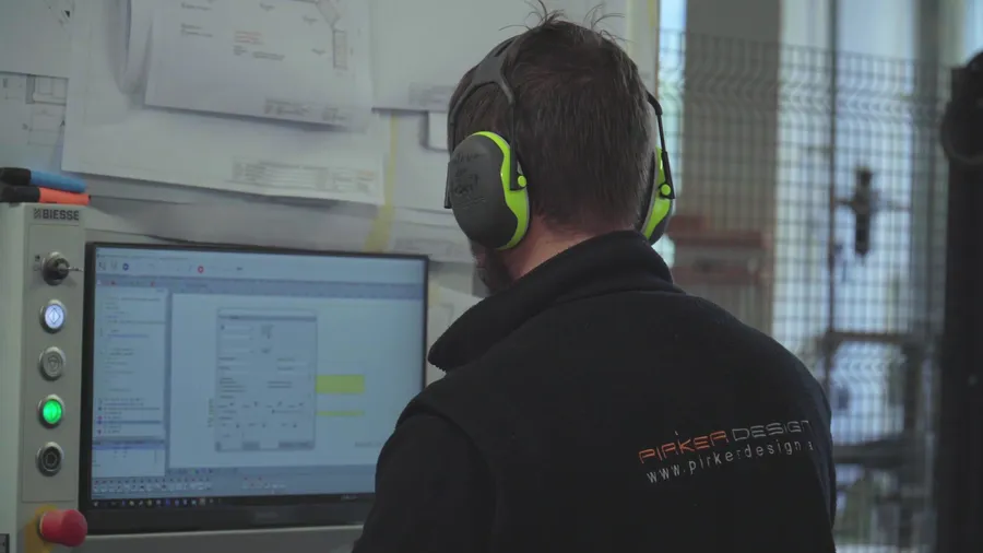Programmierung am CNC-Bearbeitungszentrum